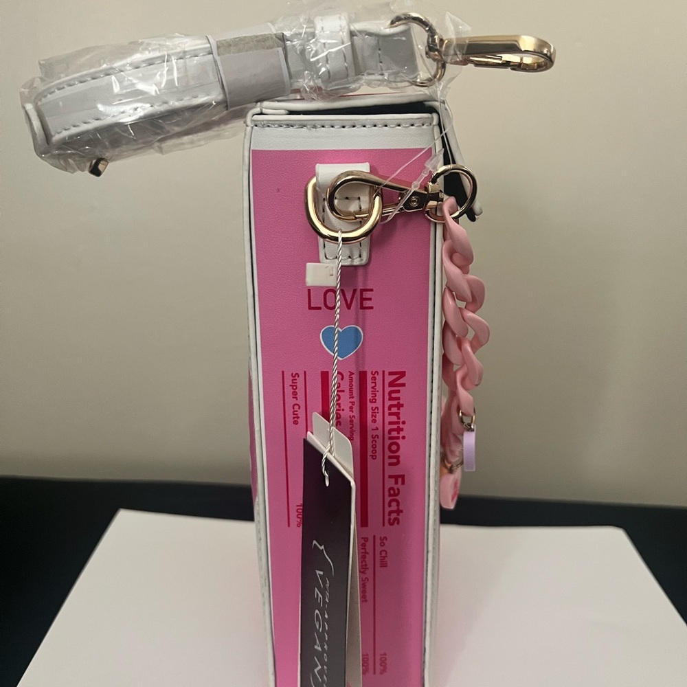 BNWT Sweetheart Vegan White and Pink Shoulder Bag - Picture 5 of 9